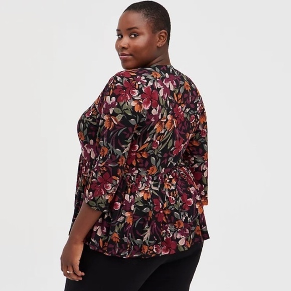 NWT Torrid Black Floral Print Tie Front Babydoll Jacket - Picture 4 of 8